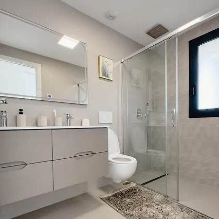 Saeta Tower アパート