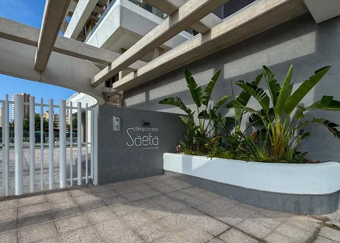 Saeta Tower 卡尔佩